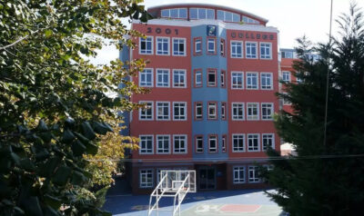 Yeşilköy 2001 College